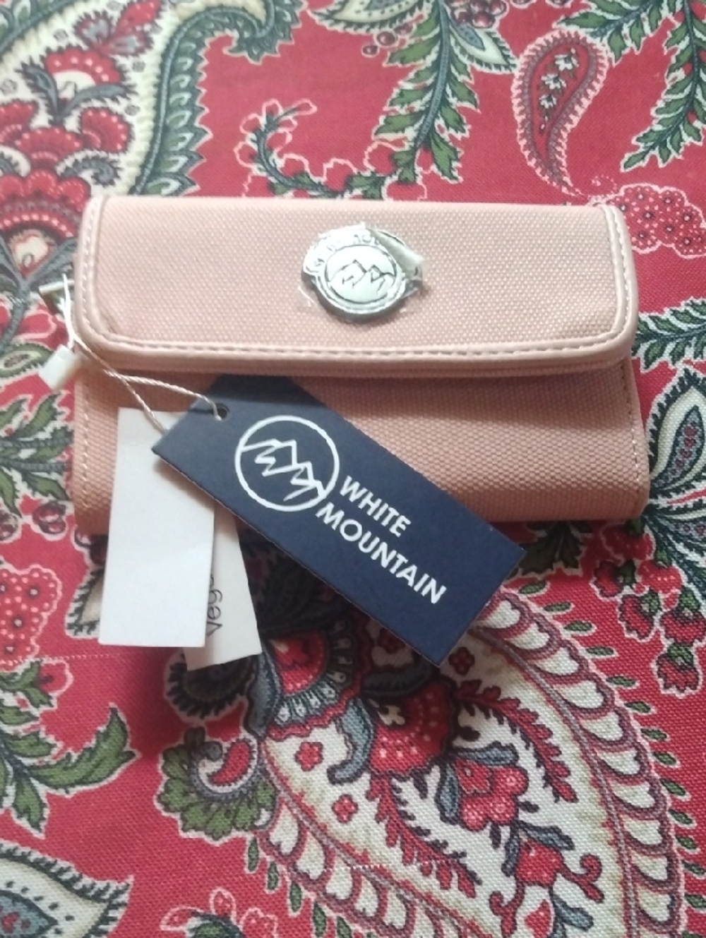 White Mountain Blush Pink Compact Fold-Over Wallet with Logo Medallion